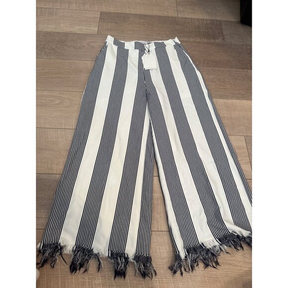 Women's English Factory Stripe Crop Tank and Cropped Pants Size Small - Blue New - Picture 3 of 16